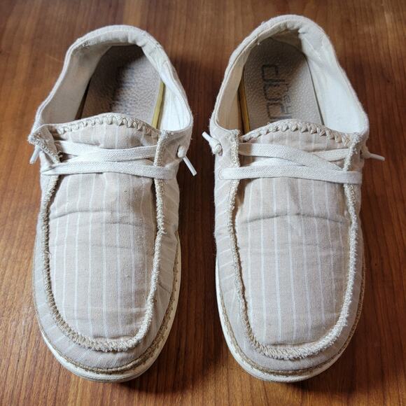Hey Dude Wendy Slip-On Loafers Beige Stripes Size 10 Lightweight Cozy Moccasins - Picture 1 of 8